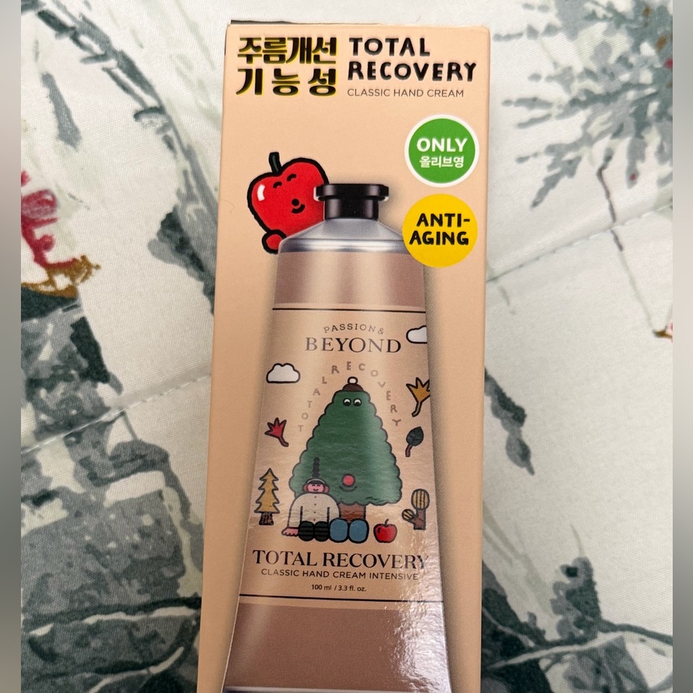 BEYOND Classic Total Recovery Hand Cream 100ml